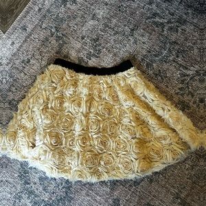 FREE PEOPLE ROSE TEXTURE IVORY SKIRT SIZE SMALL